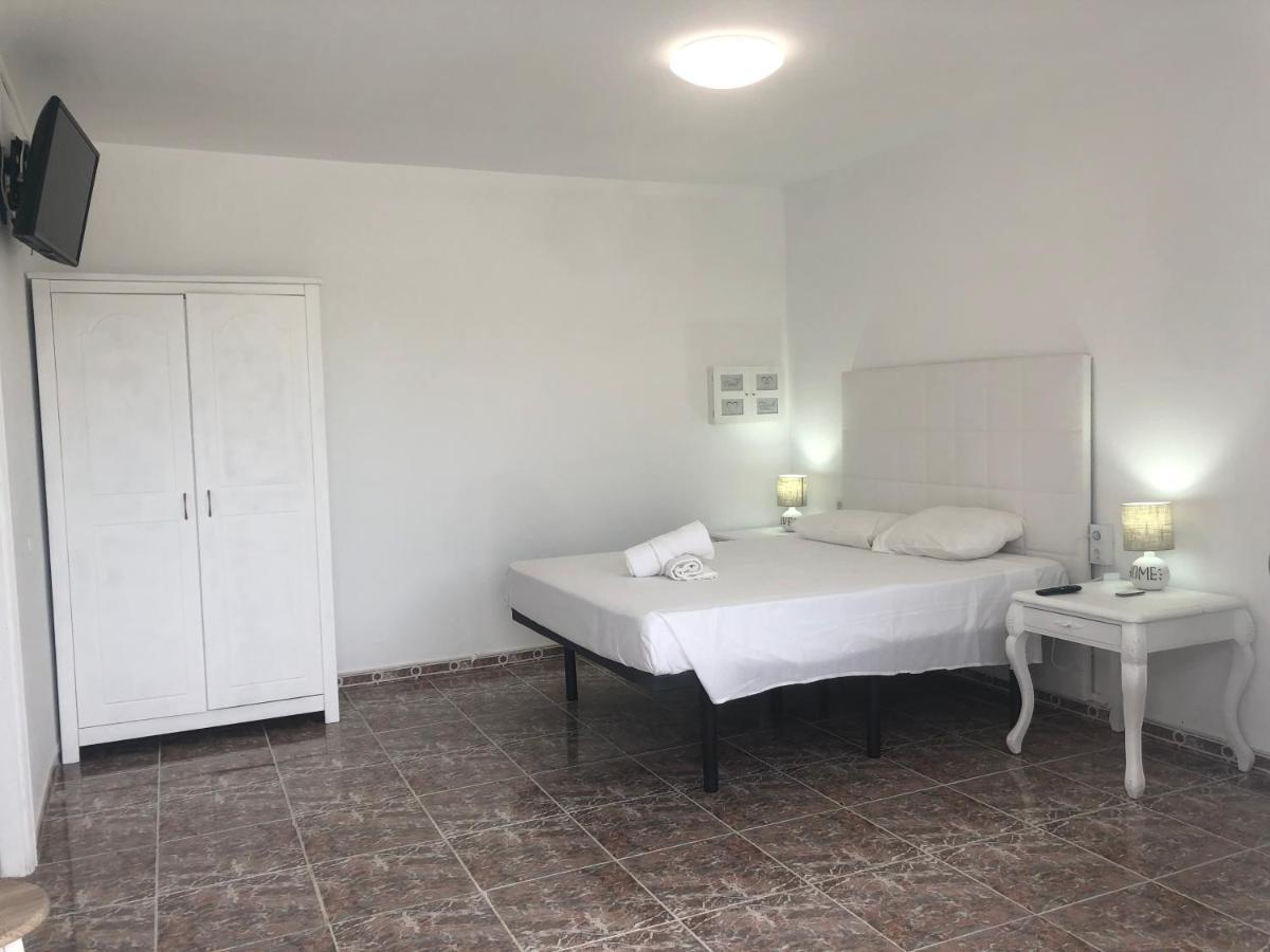 לאחארס Apartamentos Elena מראה חיצוני תמונה
