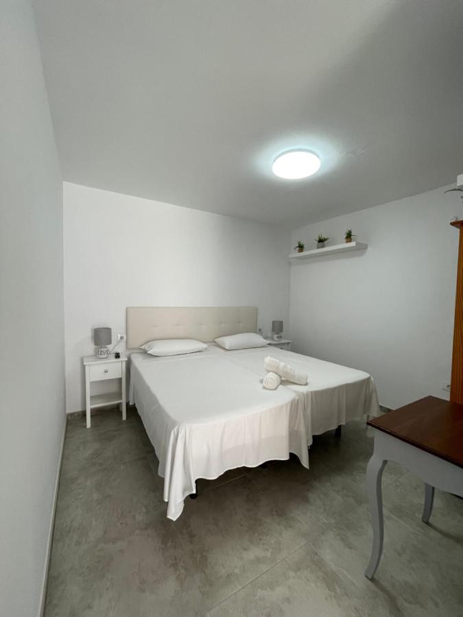 לאחארס Apartamentos Elena מראה חיצוני תמונה