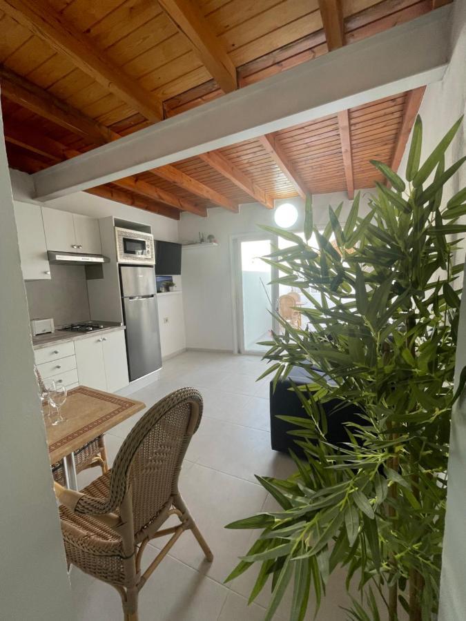 לאחארס Apartamentos Elena מראה חיצוני תמונה