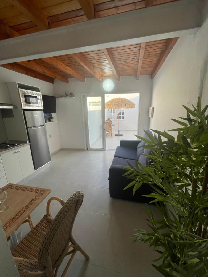לאחארס Apartamentos Elena מראה חיצוני תמונה