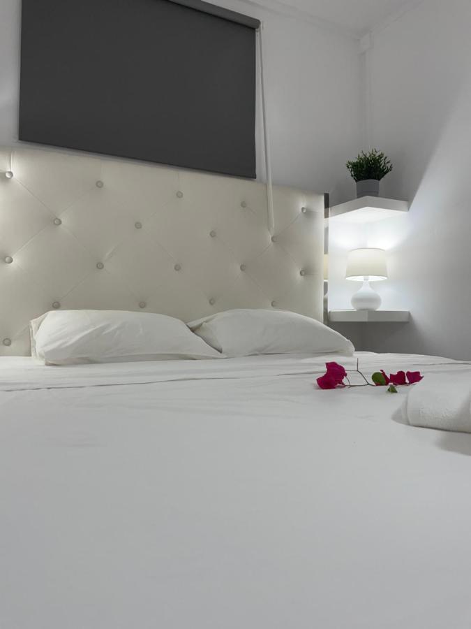 לאחארס Apartamentos Elena מראה חיצוני תמונה